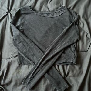 Black Cropped Long Sleeve